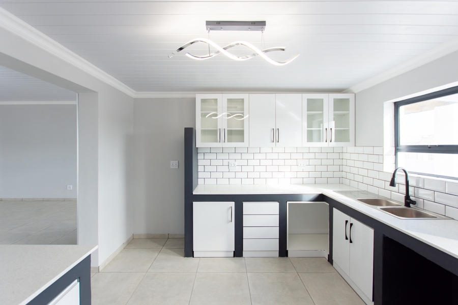 3 Bedroom Property for Sale in Velddrif Western Cape